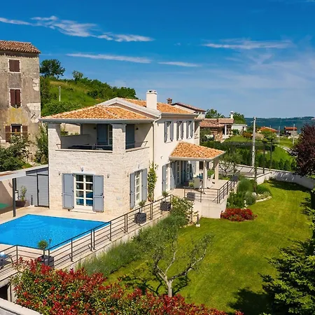 Holiday home Kathi Porec